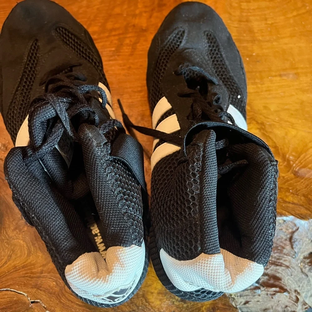 Adidas Mat Hog 2.0 Wrestling Shoes Size 11 Black/White Lightweight Grip Sneakers